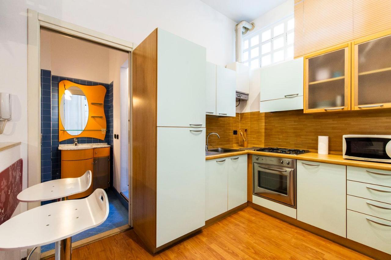 Extensive Terrace Navigli Toy Artistic Apartment Milán Exterior foto