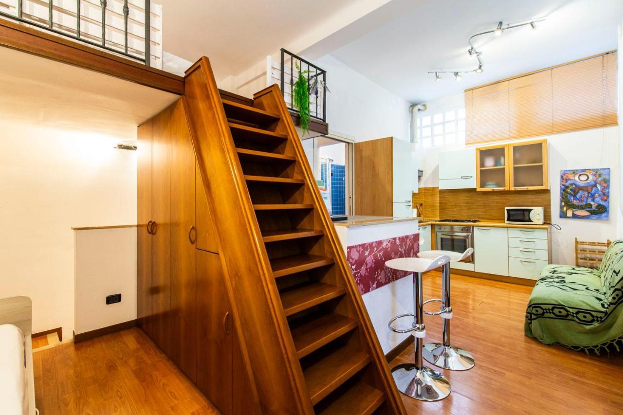 Extensive Terrace Navigli Toy Artistic Apartment Milán Exterior foto