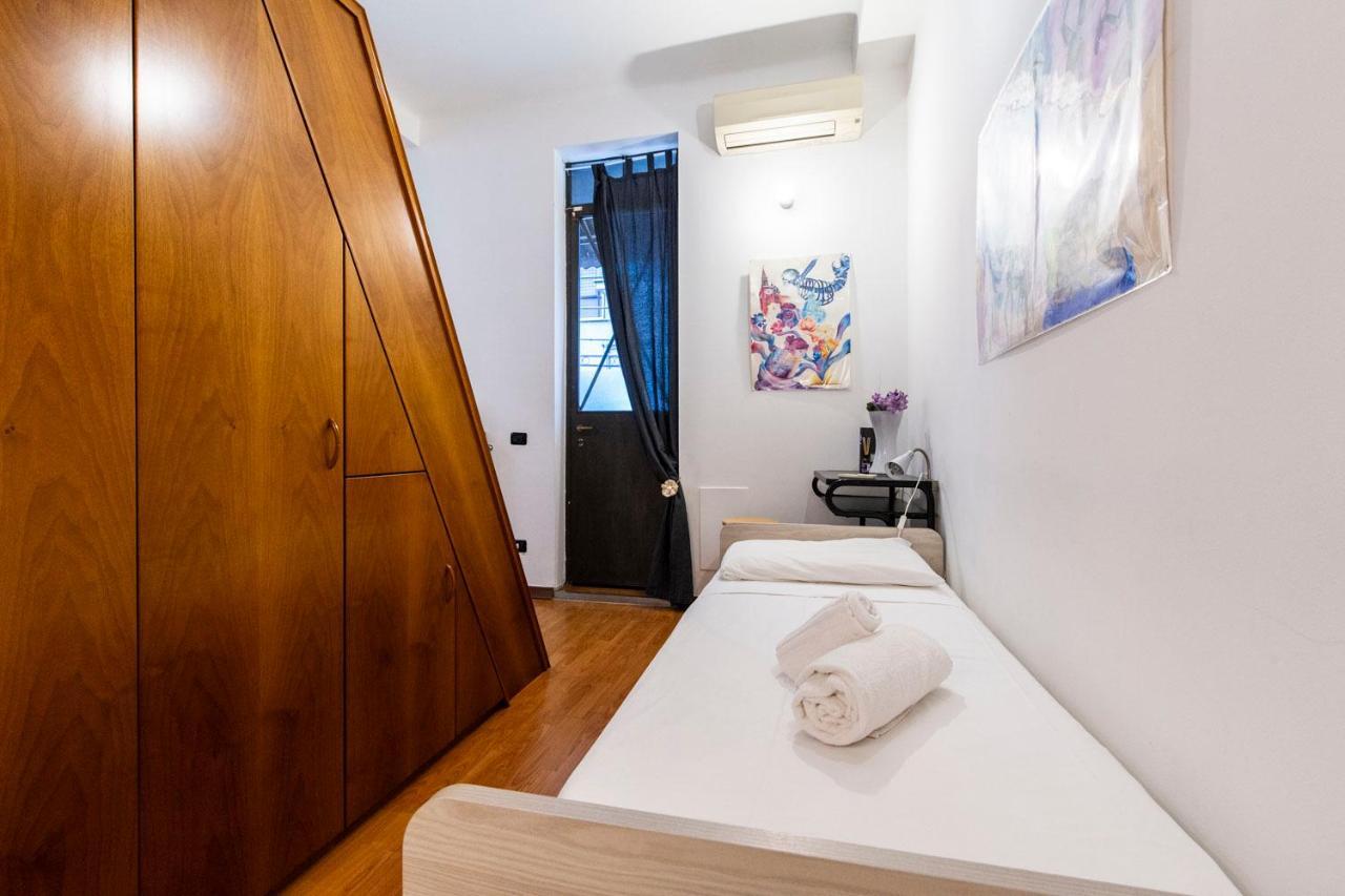 Extensive Terrace Navigli Toy Artistic Apartment Milán Exterior foto