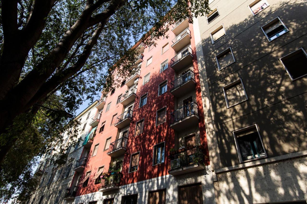 Extensive Terrace Navigli Toy Artistic Apartment Milán Exterior foto